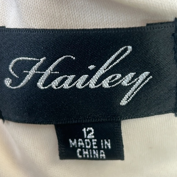 Stunning Embroidered Hailey Satin Champagne Sleeveless Cocktail Mini Dre… - Picture 5 of 14